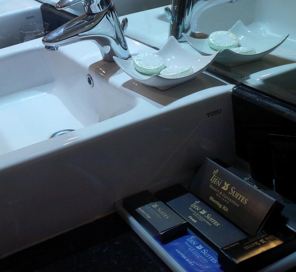 Ijen & Convention Hotel 4*